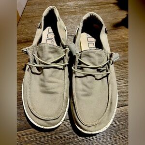 hey dude Wendy L Linen Shoes